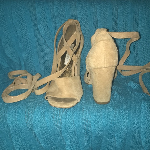 👠Cynthia Vincent Leg Tie Open Toe Heels WS46 - Picture 3 of 3